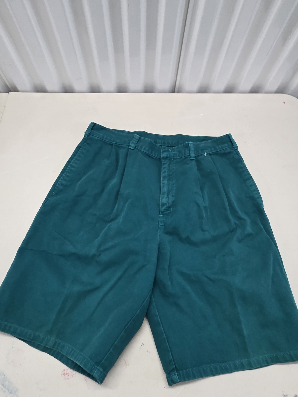 Duck Head Pleated Green Shorts Men’s Size 32x8.5